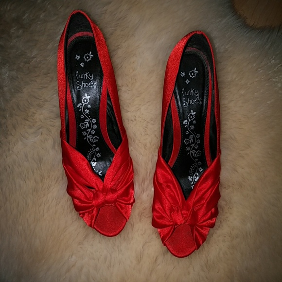 funky Shoes Shoes - Red shiny knotted high heels shiny satin 36 6 5.5